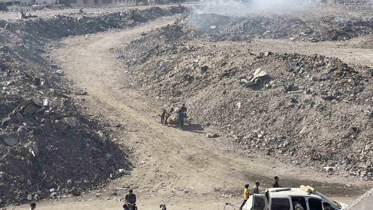 Gazze’de Çevre ve Halk Sağlığı Alarmı: Çöp Miktarı Çeyrek Milyon Tonu Aştı