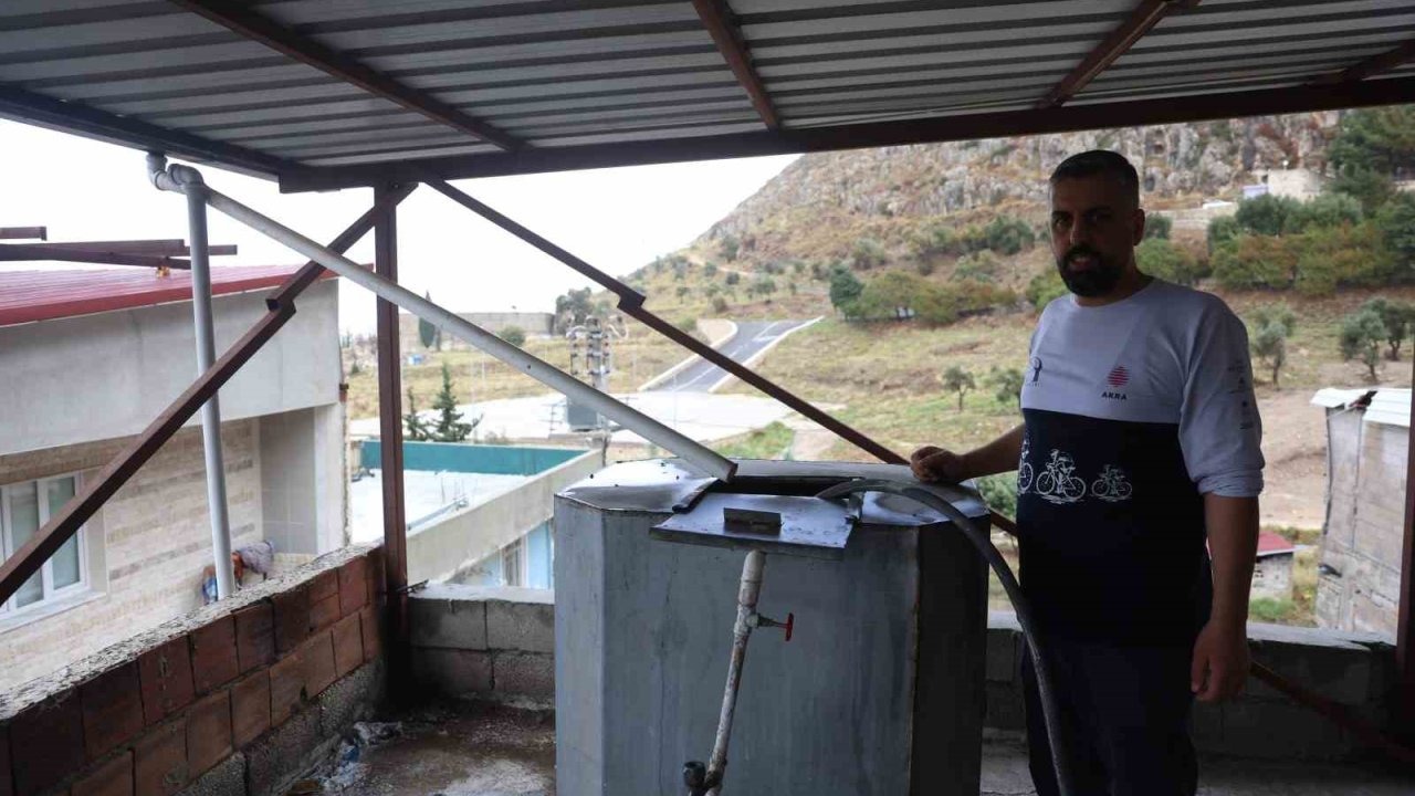 Hatay&#039;da Kuraklığa Karşı Yaratıcı Çözüm: Vatandaş Yağmur Suyunu Depolayıp Kullanıyor