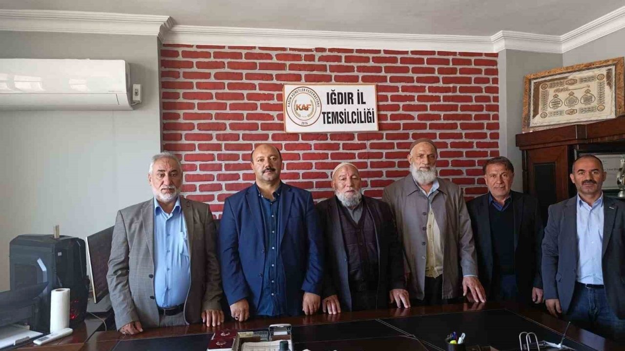 Iğdır'da Aşiret Liderleri; "Müslümanların sadece kâğıt üzerinde değil gerçek manada asıl İslam teşkilatı olmasını istiyoruz"