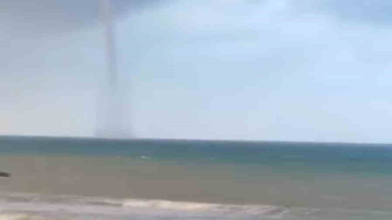 İskenderun Körfezi&#039;nde Deniz Hortumu Paniği