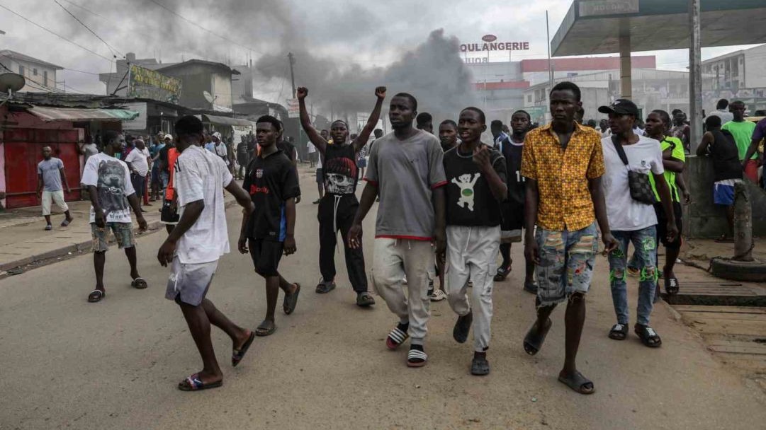 Kamerun’daki Hükümet Karşıtı Protestolarda Can Kaybı Artıyor: STK, Ölü Sayısının 23’e Yükseldiğini Açıkladı