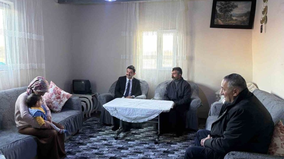 Kars Susuz’da &quot;Hoş Geldin Bebek&quot; Projesi: Yeni Doğanların Ailelerine Devlet Desteği