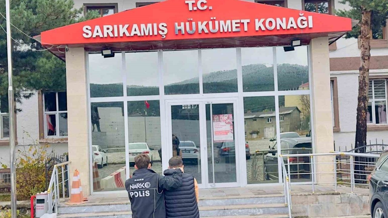 Kars’ta Uyuşturucuyla Yakalanan Uzman Çavuş Tutuklandı