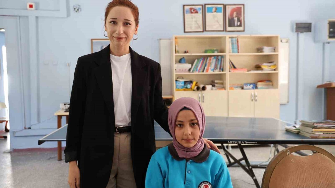 Köy Okulunda "Özel Okul Konforu": Feke Oruçlu’da Birebir Eğitim Dikkat Çekiyor