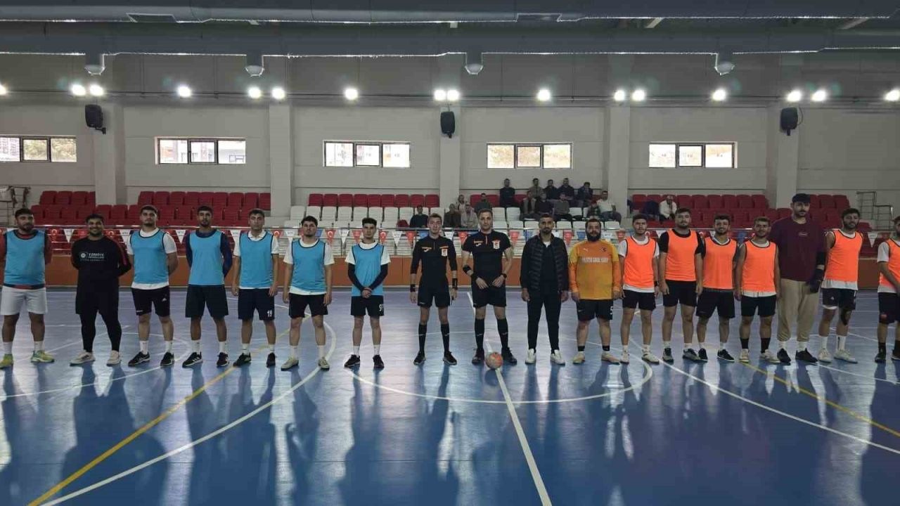 Malatya’da Cumhuriyet Coşkusu Futsal’la Yaşandı