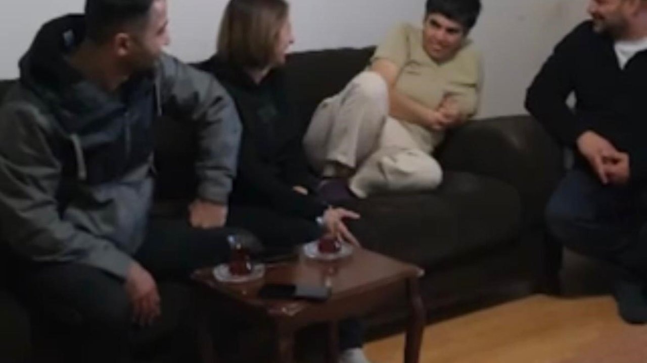 MHP Kayseri Milletvekili Baki Ersoy, Zihinsel Engelli Fatma Yılmaz&#039;ın Umre Hayalini Gerçekleştirdi