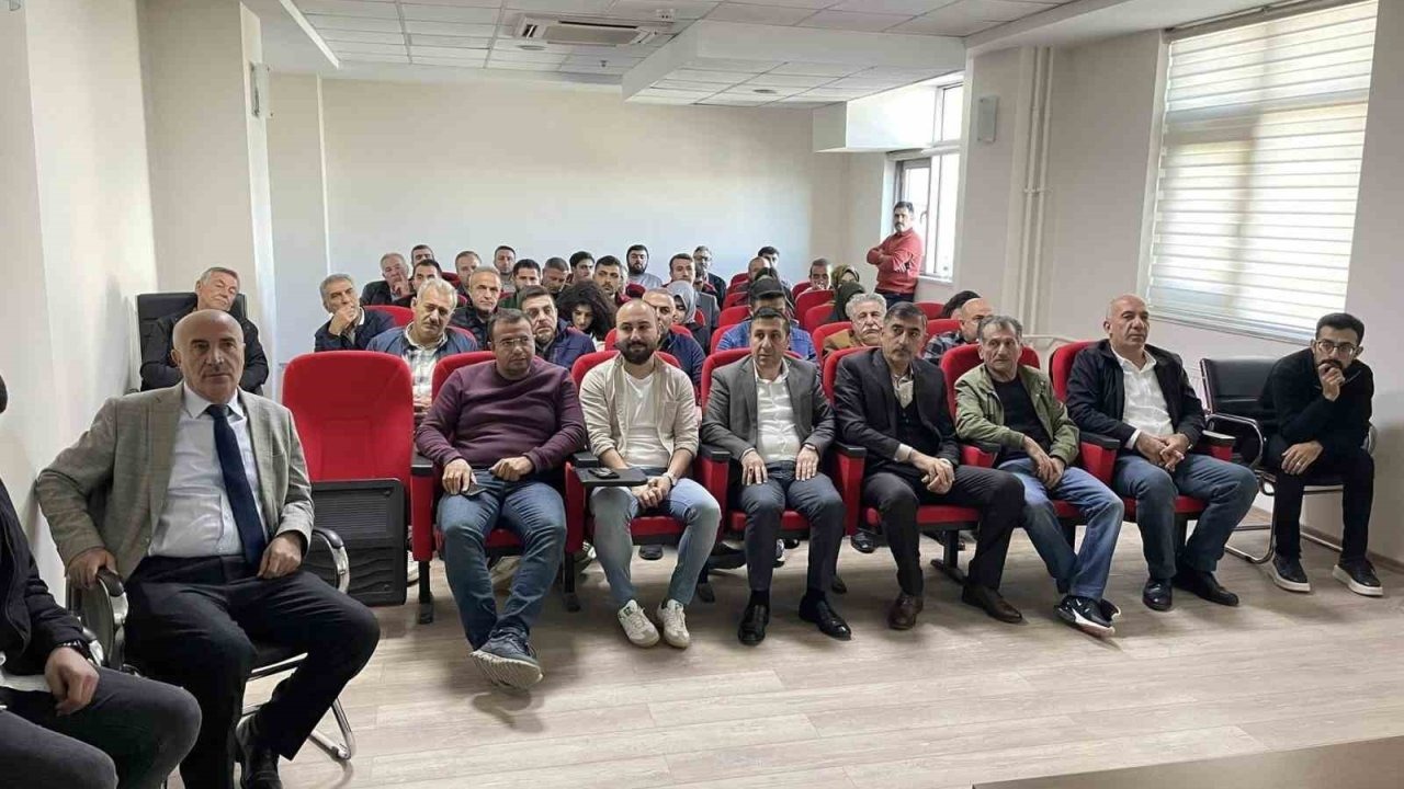 Muş’ta Özel İdare Personeline "Uyuşturucu Madde Bağımlılığı ile Mücadele" Eğitimi