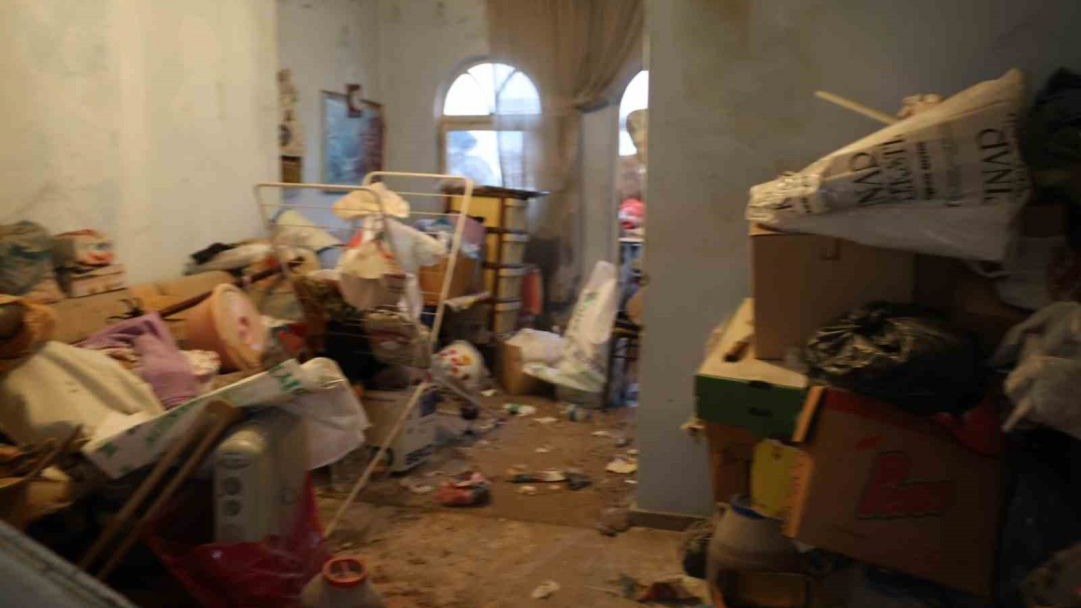 Nevşehir&#039;de Dehşet Verici Olay: Engelli Kadın, Annesinin Çürümüş Cesediyle Bir Ay Yaşadı