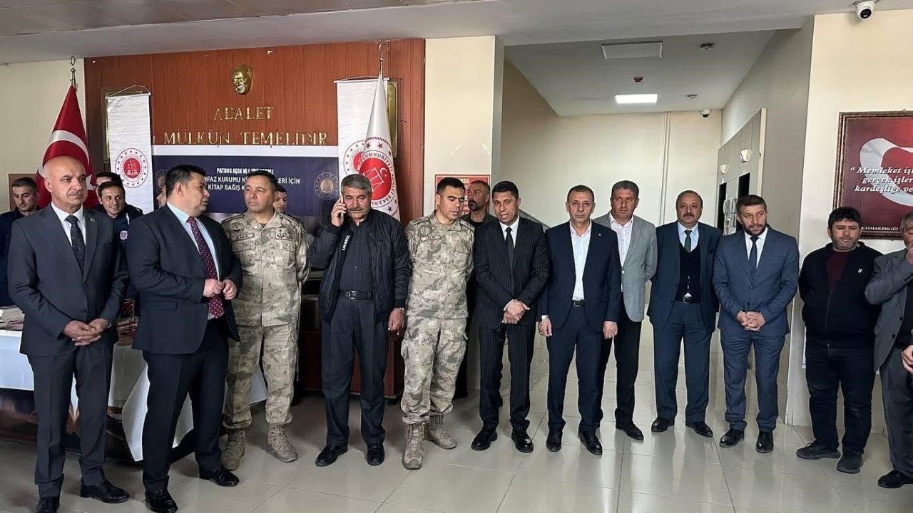 Patnos’ta “Kitap İyileştirir” Temalı Kitap Bağış Kampanyası Başlatıldı: Cezaevi Kütüphanelerine 32 Bin Kitap Toplandı