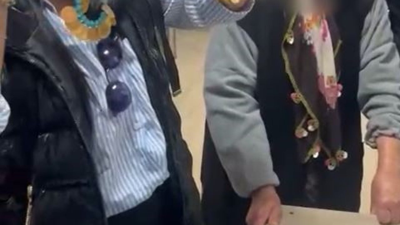 Şaşırtan Dilencilik Operasyonu: Yaşlı Kadının Üzerinden 67 Adet Çeyrek Altın Çıktı