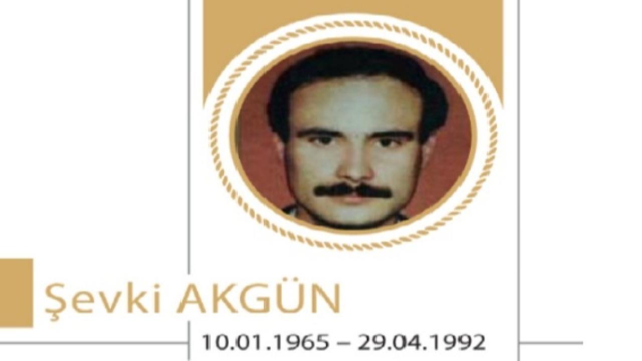 Şehit Öğretmen Şevki Akgün: Iğdır&#039;da Sönen Ama Hiç Sönmeyen Bir Işık