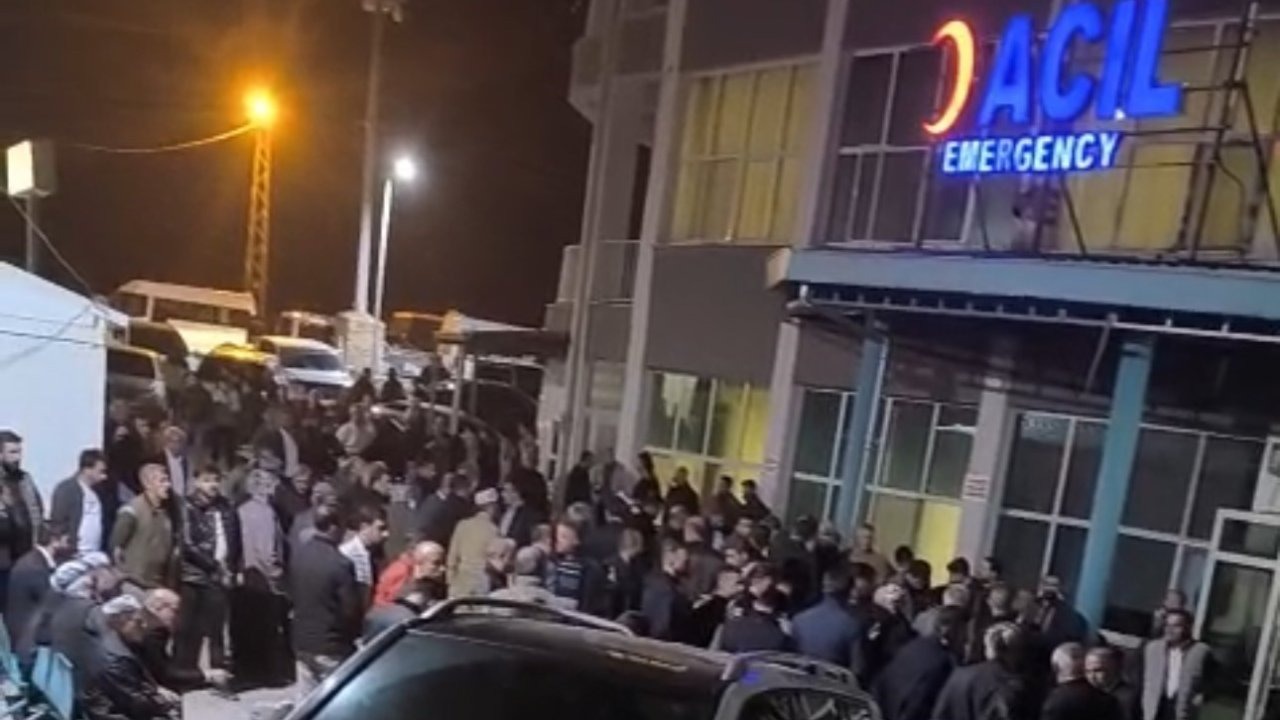 Şemdinli’de Ceviz Toplarken Ağaçtan Düşen Yaşlı Adam Hayatını Kaybetti