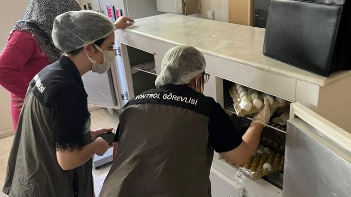 Siirt’te Gıda Denetimleri Sıkılaştı: 9 Ayda 24 İşletmeye 3.5 Milyon Lira Ceza Kesildi