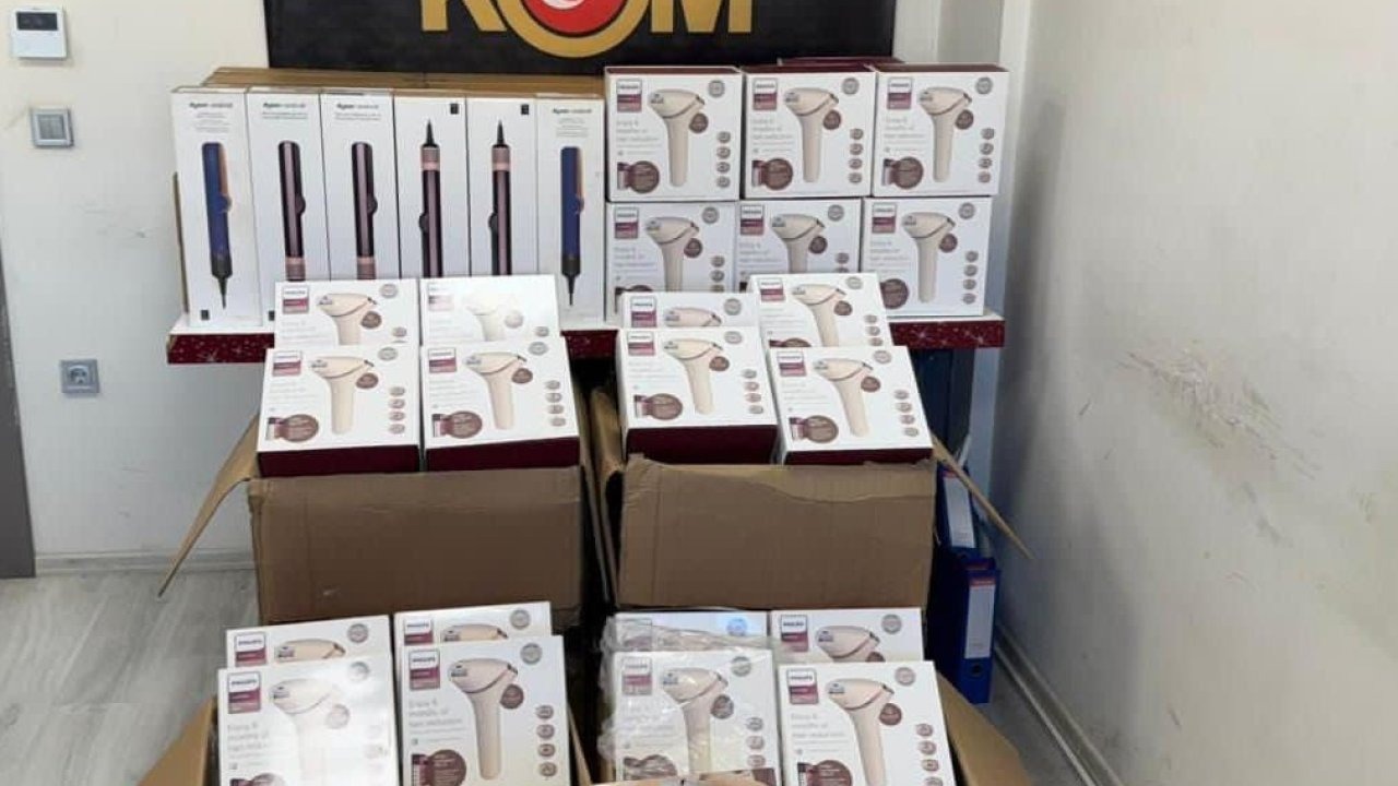 Şırnak&#039;ta Dev Kaçakçılık Operasyonu: 7 Milyon Liralık Eşya Ele Geçirildi, 2 Kişi Tutuklandı