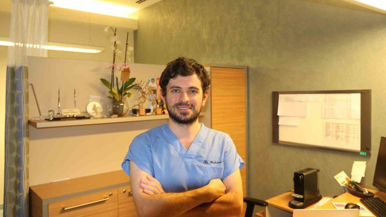 Sosyal Medyanın Estetik Etkisi: Erkekler Artıyor, Yaş Lise Çağına Düşüyor!