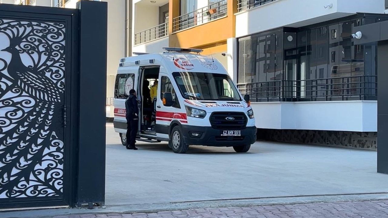 Tabancayla Oynayan Bir Kişi Ayağından Vurularak Yaralandı