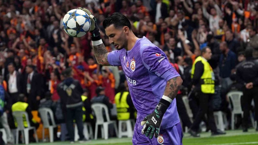 Tarihi Zaferin Kahramanı: Uğurcan Çakır, Şampiyonlar Ligi&#039;nde Haftanın 11&#039;ine Seçildi!