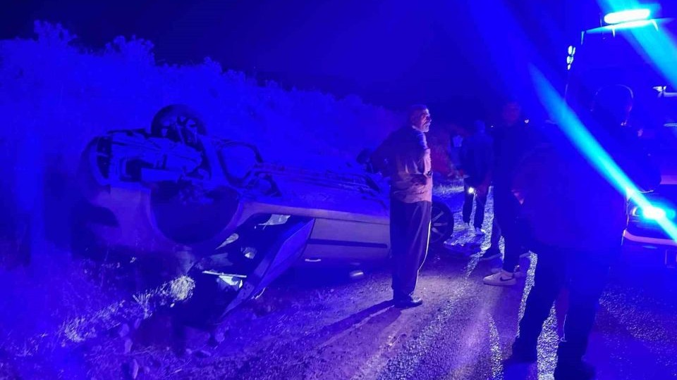 Tunceli Çemişgezek’te Trafik Kazası: Otomobil Şarampole Yuvarlandı, 1 Kişi Yaralandı