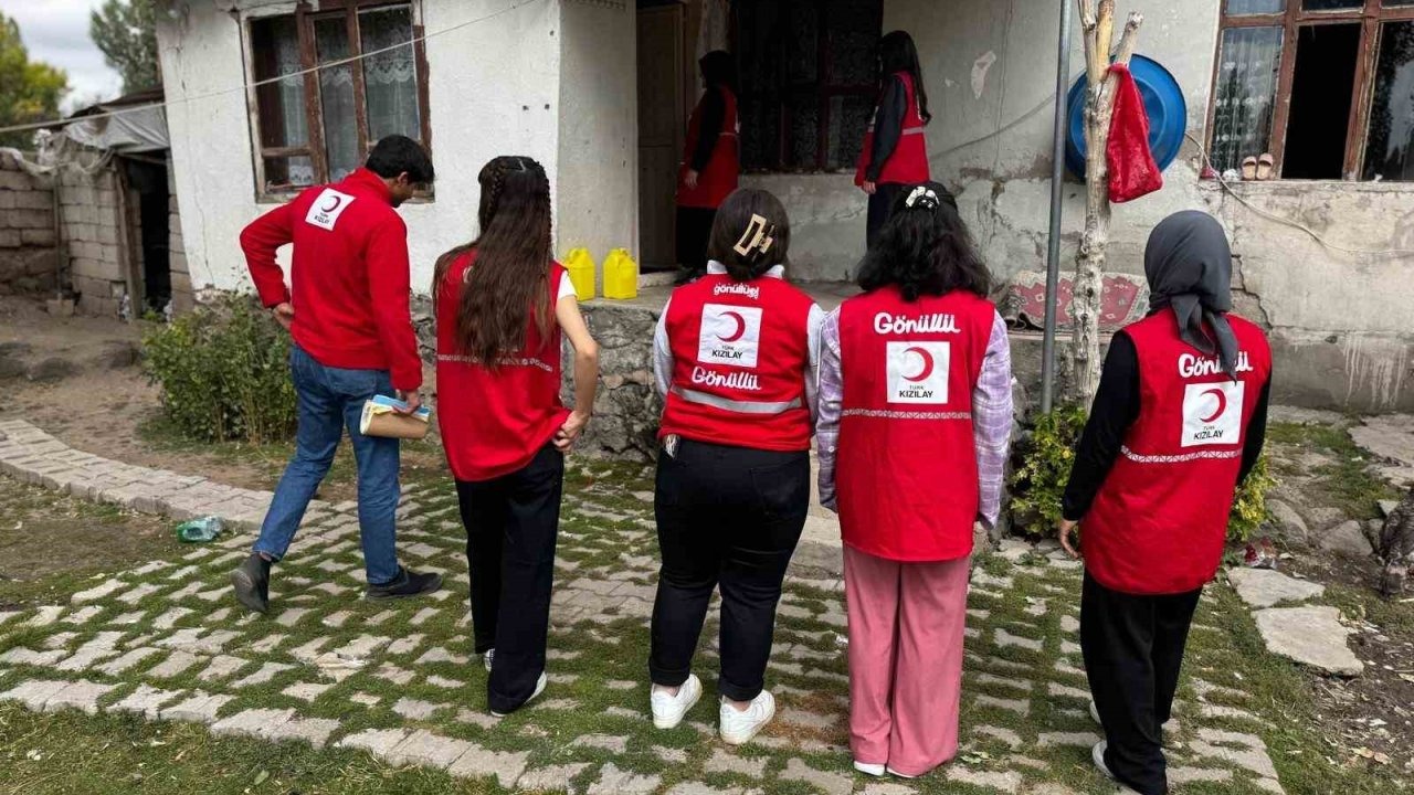 Türk Kızılay Patnos&#039;tan İhtiyaç Sahiplerine Kapsamlı Destek