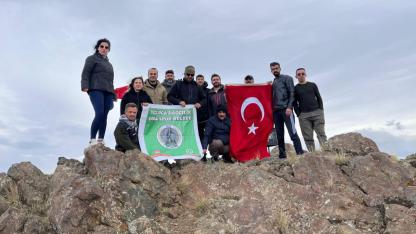 Tuzluca’da Dağcılar Cumhuriyet İçin Zirveye Tırmandı