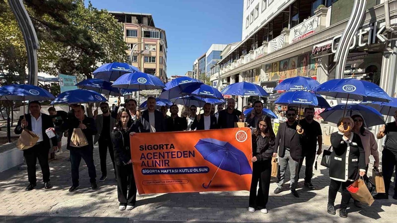 Van TSO Üyesi Sigorta Acentelerinden &quot;Sigorta Acenteden Alınır&quot; Vurgusuyla Kutlama