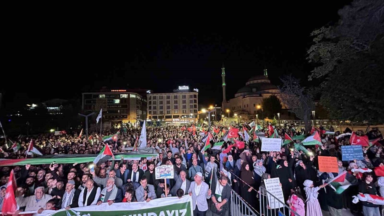 Van’da Binlerce Kişi Filistin İçin Yürüdü: “Direnişin Yanındayız”