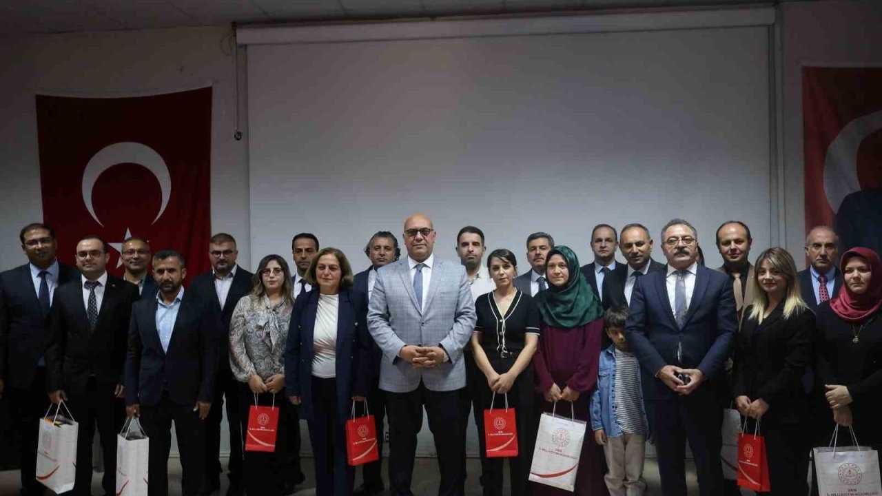 Van&#039;da &quot;Eğitimde İyi Örnekler&quot; Projesi Ödül Töreni