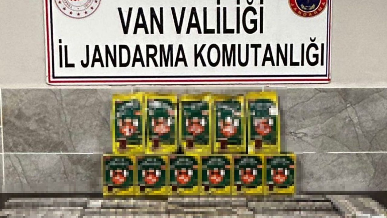 Van’da Kaçakçılık Operasyonu: Otomobil Kaportasından Bin 460 Paket Sigara Çıktı