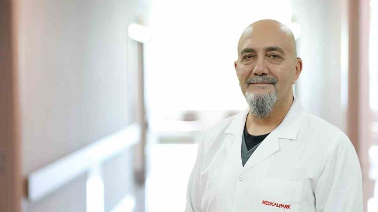 Varis Sadece Estetik Sorun Değil: &quot;İlerlerse Akciğer Embolisi ve Ölüm Riski Var&quot;