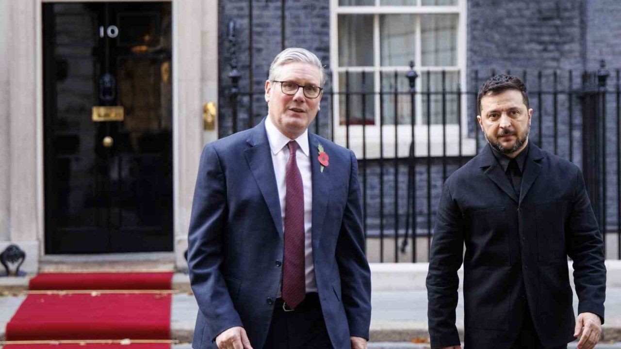 Zelenskiy'den Rus Petrol Şirketlerine Küresel Erişim Yasağı Çağrısı; Macron'dan Ukrayna'ya Yeni Füze ve Mirage Desteği Teyidi