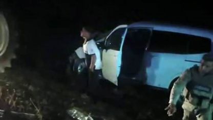 Diyarbakır-Hani Karayolunda Kaza: Traktör ile Hafif Ticari Araç Çarpıştı, 2 Yaralı