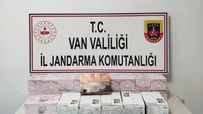 Van'da Kaçakçılık Operasyonu: Sigara, Çay ve Gümrüksüz Malzemeler Ele Geçirildi