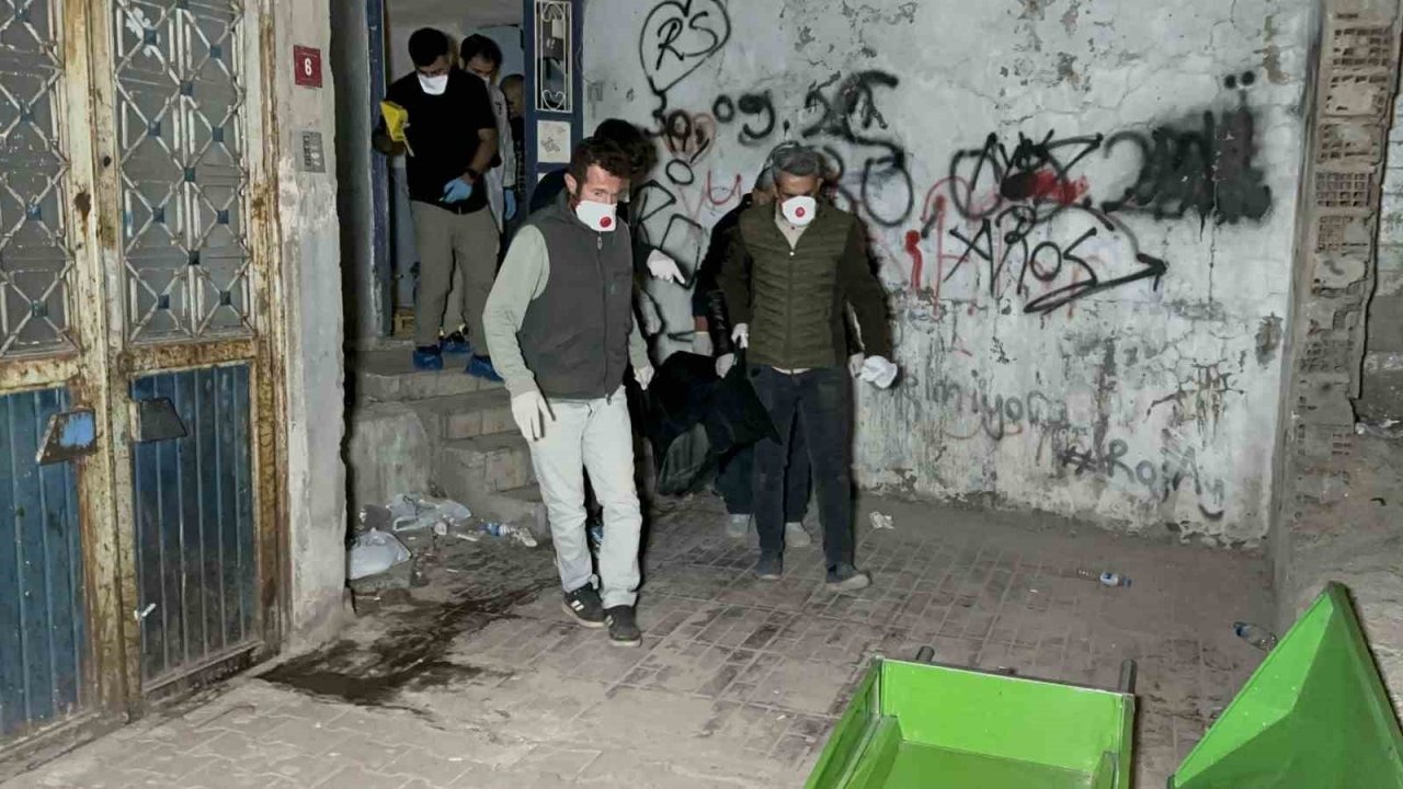 Adıyaman’da Yaşlı Adam Yalnız Yaşadığı Evinde Ölü Bulundu