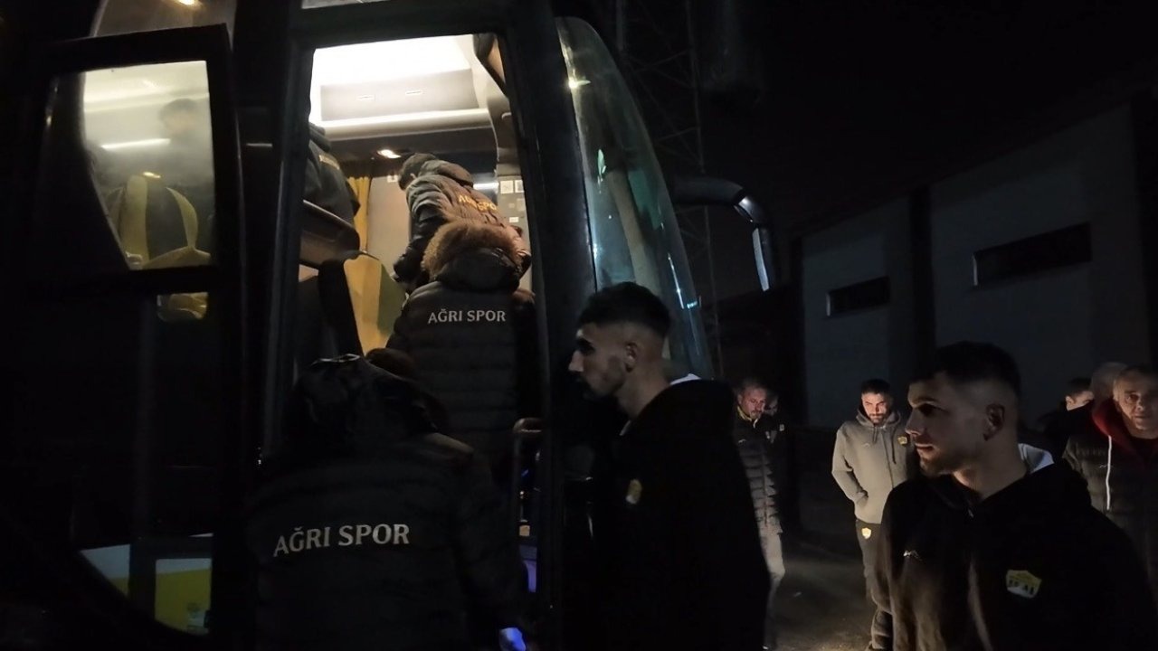 Ağrı 1970 Spor Kulübü Kadro Sıkıntısına Rağmen Deplasmanda