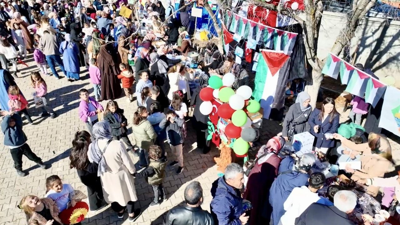 Ağrı’da Minik Yürekler Gazze İçin Seferber Oldu, 3 Milyon TL Toplandı