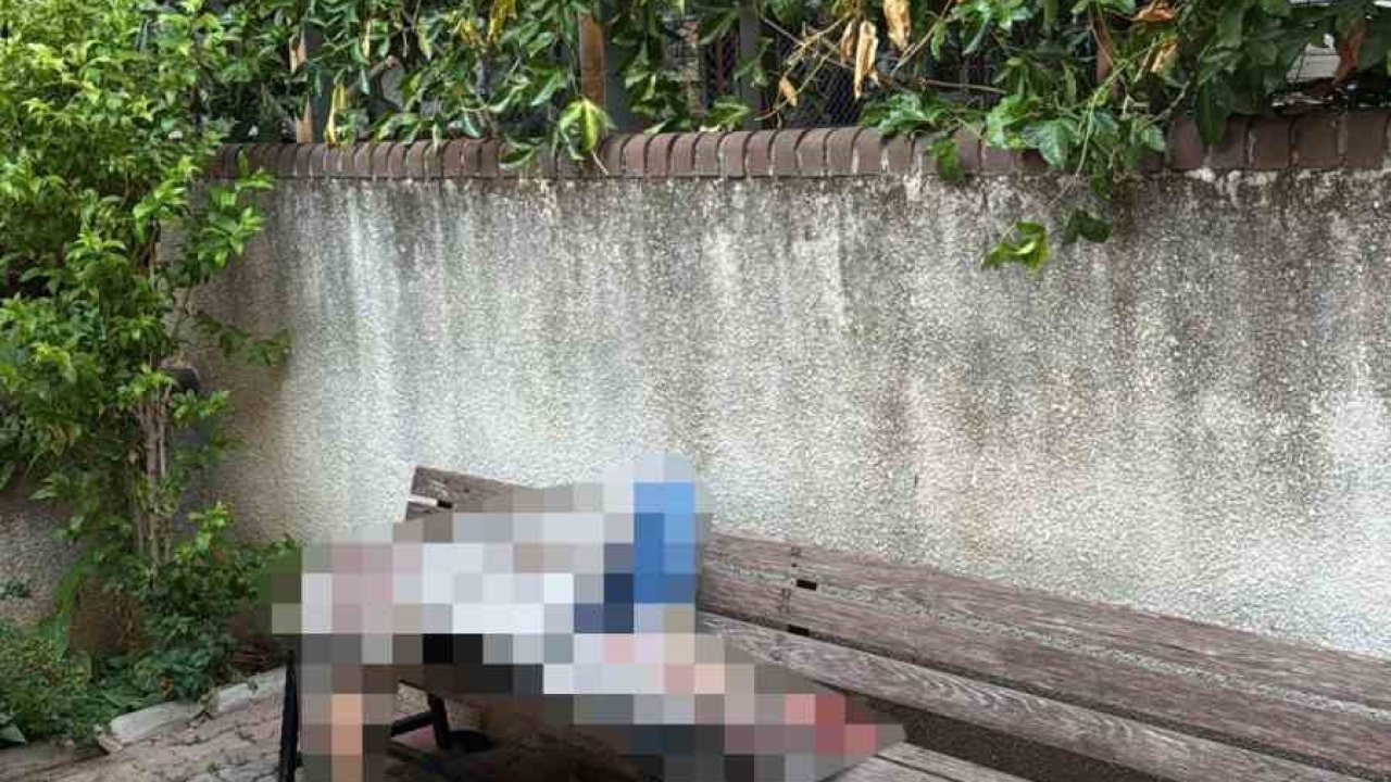 Alanya’da Bankta Hareketsiz Yatan Vatandaş Ölü Bulundu