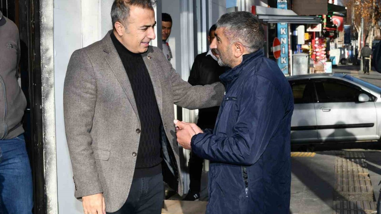 Ardahan Valisi Çiçek, Esnaf ve Vatandaşlarla Buluştu