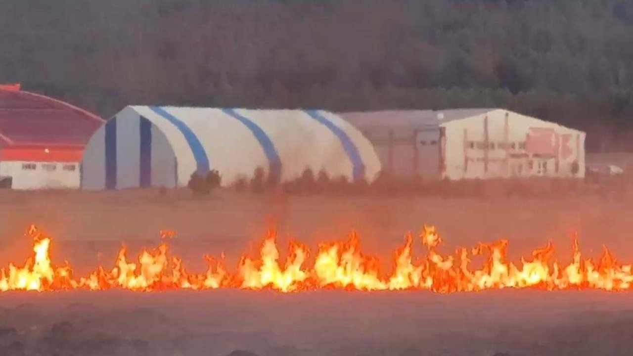 Ardahan’da Putka Sazlığı’nda Yangın Paniği: İtfaiye Söndürdü