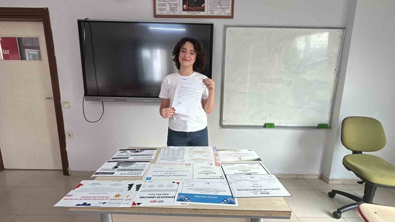 Ayşe Naz Kara’dan Uluslararası Başarı: NASA Profesörlerinden Eğitim İçin ABD’ye Davet Edildi