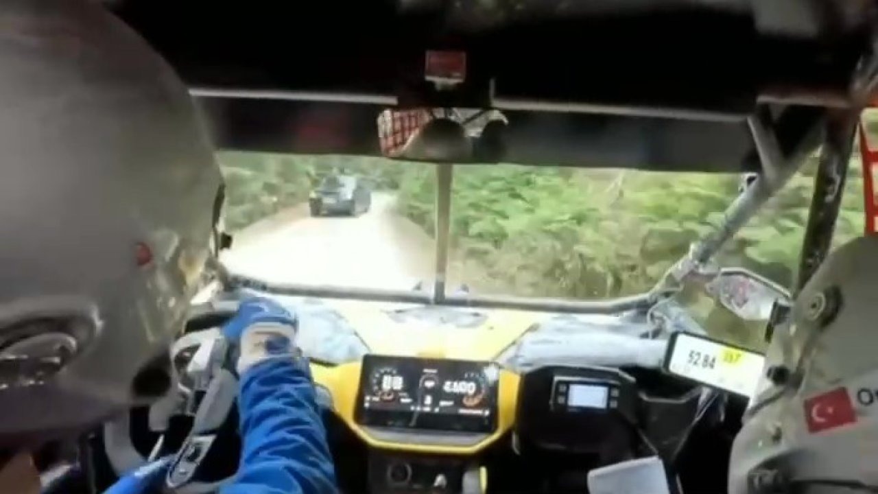 Baja Bolu Yarışında Büyük Tehlike: Etapa Giren Sivil Araç Kazaya Neden Oldu