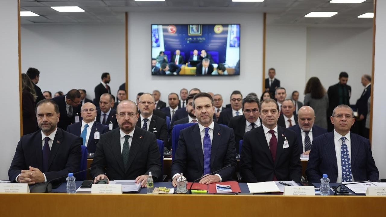 Bakan Bayraktar&#039;dan Maden ve Nükleer Açıklamaları: &quot;97 Bin Ruhsatın İptalini Sağladık&quot;