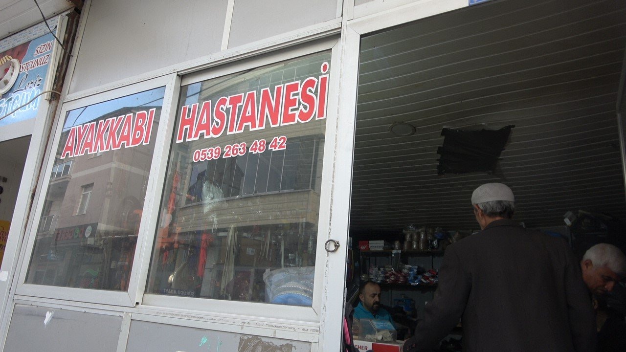 Bingöl&#039;de Ayakkabı Tamircisinin Meslek Kaygısı: &quot;Çırak da Benim, Usta da Benim&quot;
