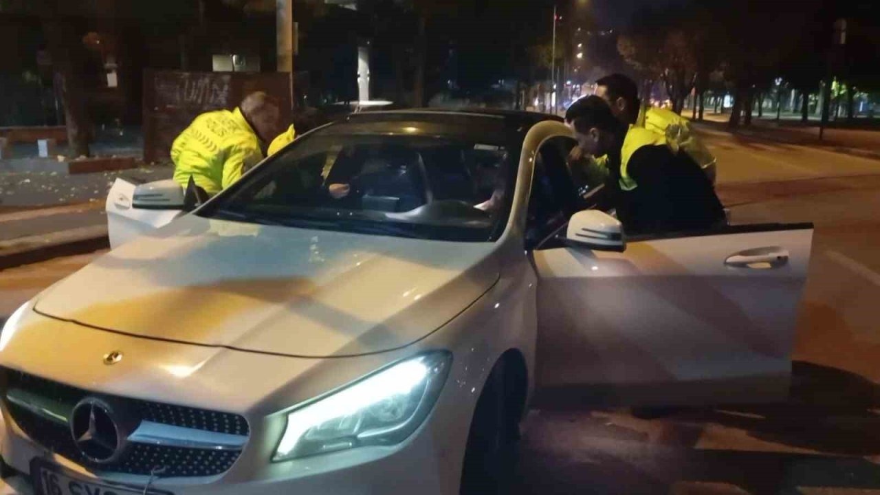 Bursa&#039;da Polisten Kaçan Alkollü Sürücüye Ağır Ceza: 63 Bin TL Para Cezası