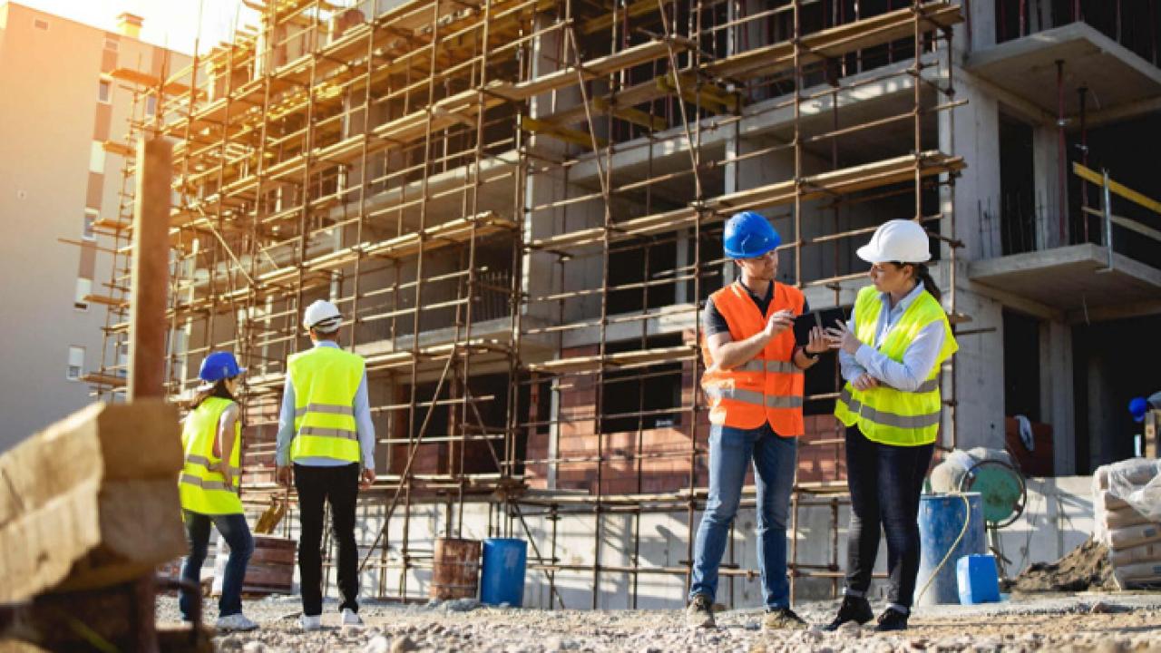 Ekonomideki Sinyaller: İnşaat Büyüyor, Politika Uyumsuzluğu Derinleşiyor