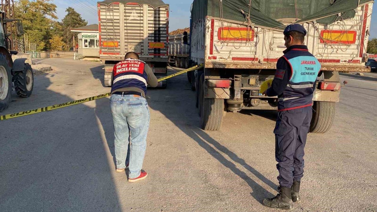 Elazığ Şeker Fabrikasında Pancar Sırası Kavgası: 1&#039;i Silahla, 2&#039;si Bıçakla Olmak Üzere 3 Yaralı!