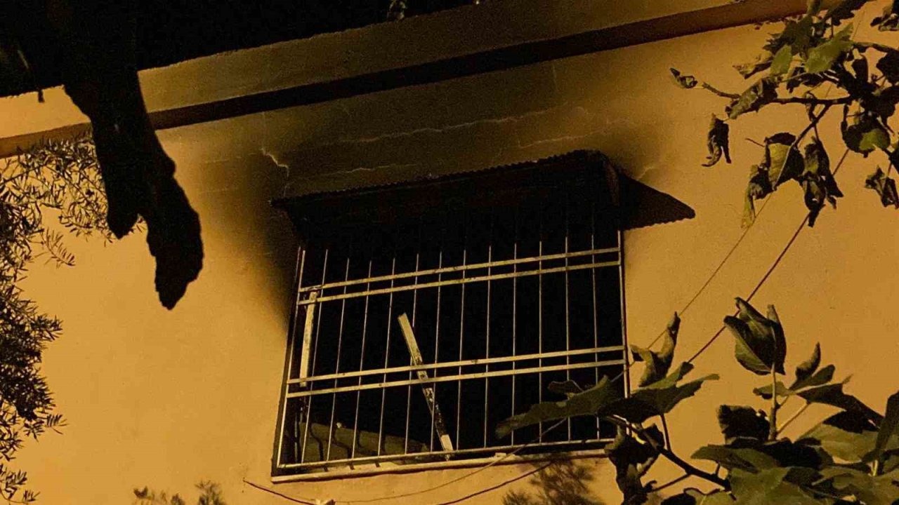 Elektrikli sobadan ySobadan Çıkan Yangında Yalnız Yaşayan Adam Hayatını Kaybettiangın çıktı: Yaşlı adam hayatını kaybetti