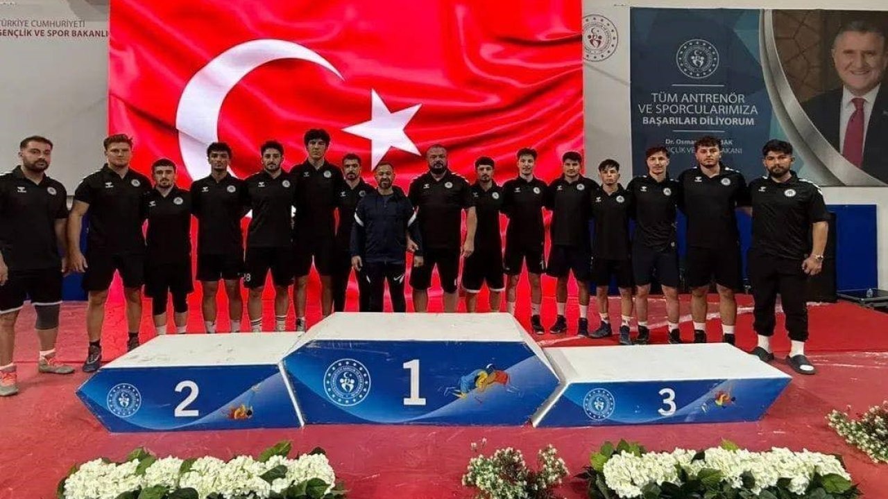 Erzincan İl Özel İdaresi Güreş Takımı Yarı Finalde