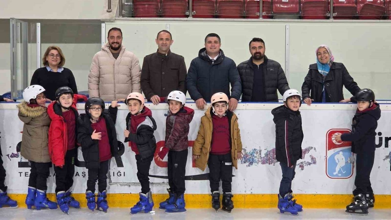Erzurum’da “Ders Zili Buzda Çalacak” Projesi Başladı: Geleceğin Milli Sporcuları Yetişiyor