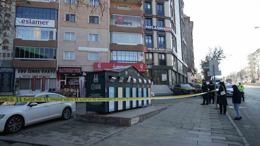 Erzurum’da Korkutan Sabah: Doğal Gaz Patlamasında Bina Çöktü, Okullar Tahliye Edildi