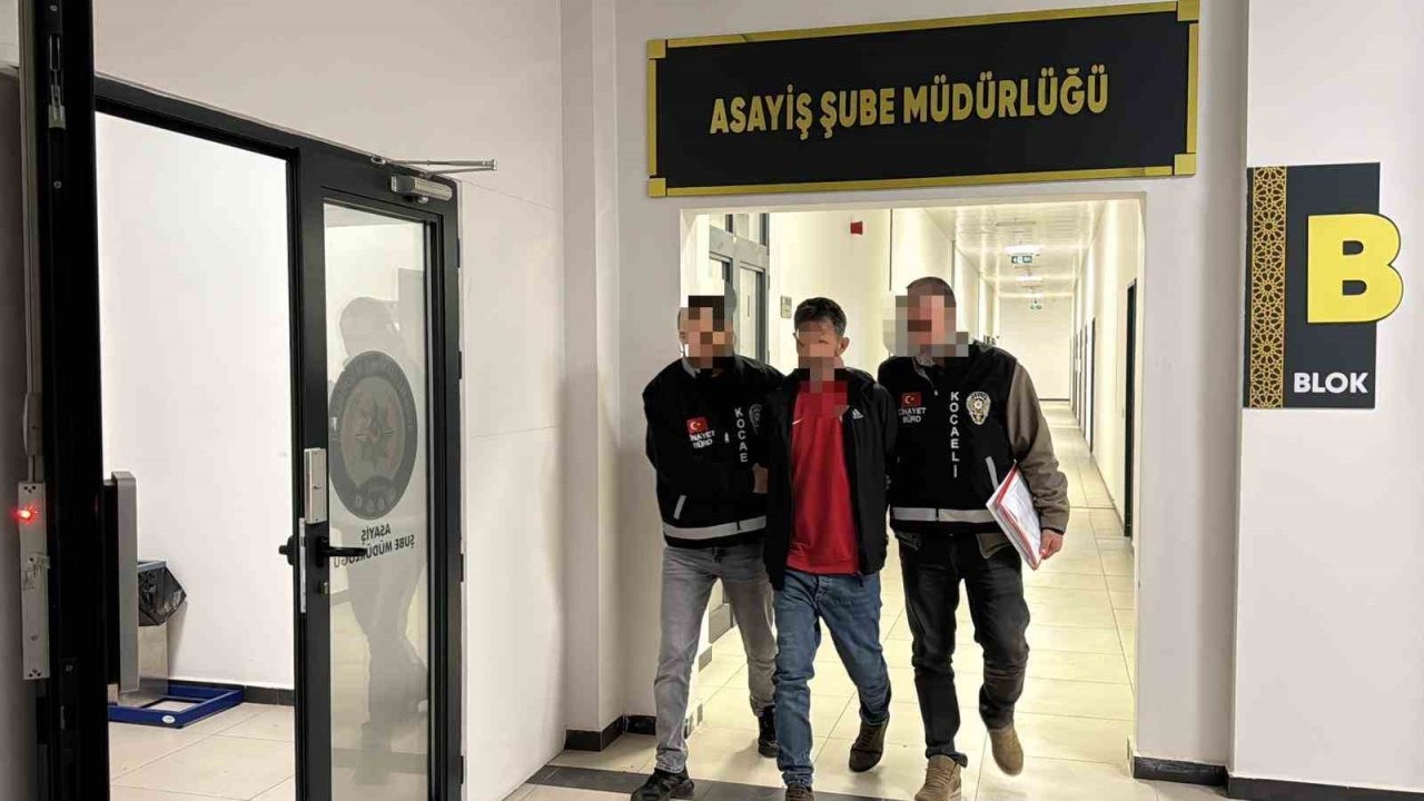 Eşini Bıçaklayarak Öldüren Zanlı Tutuklandı